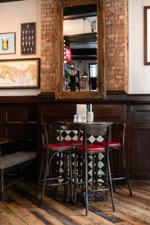 Publove @ The Rose & Crown London Bagian luar foto
